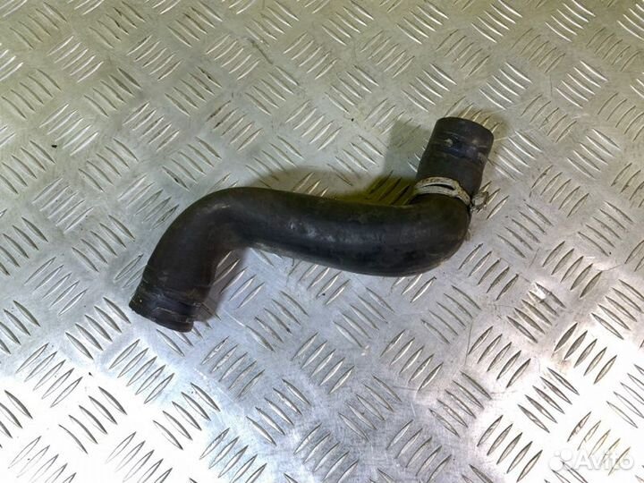 Патрубок системы охлаждения Nissan Navara (D40)
