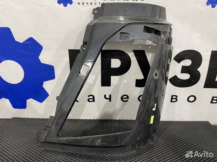 Окантовка левой фары Volvo FH4 84017929