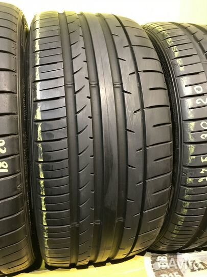 Dunlop SP Sport Maxx 050+ 245/35 R20 и 275/30 R20 95Y