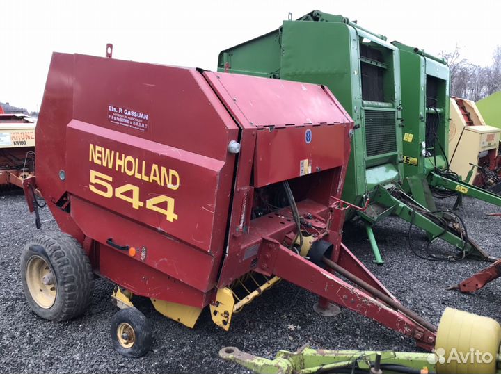 Пресс-подборщик New Holland Пресс-подборщик рулонный BR, 2008