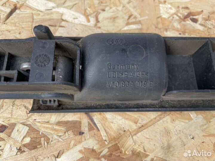 Ручка двери внутренняя левая audi 100 c4