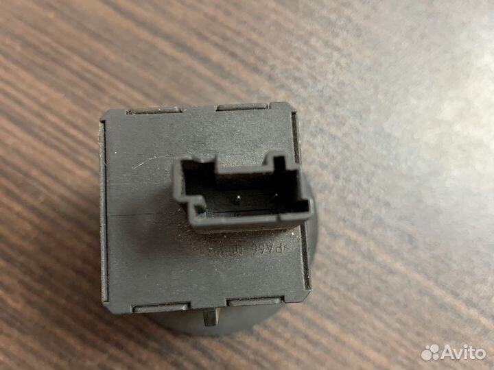 Выключатель AirBag Chevrolet Cruze 13577258