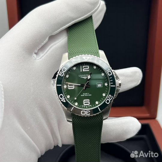 Мужские кварцевые часы Longines зеленые