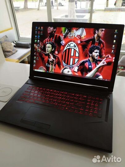 Игровой ноутбук msi 17 3