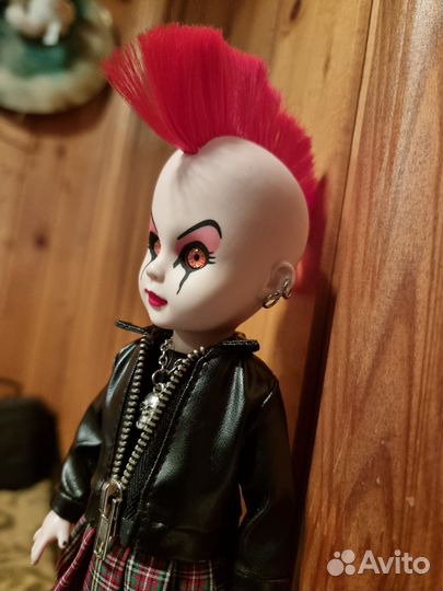 Living dead dolls Sheena Resurrection