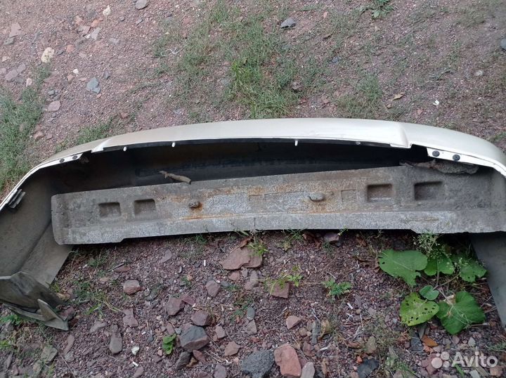 Задний бампер от hyundai accent