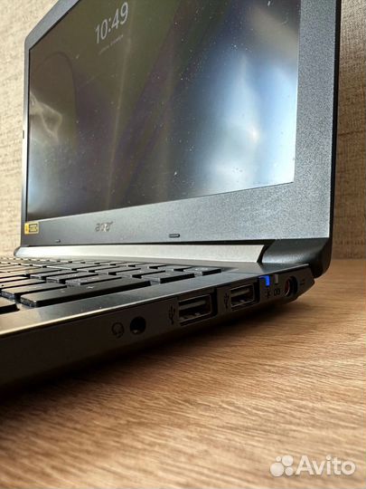 Acer aspire a715-72g