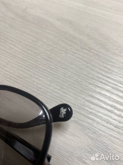 Солнечные очки gucci