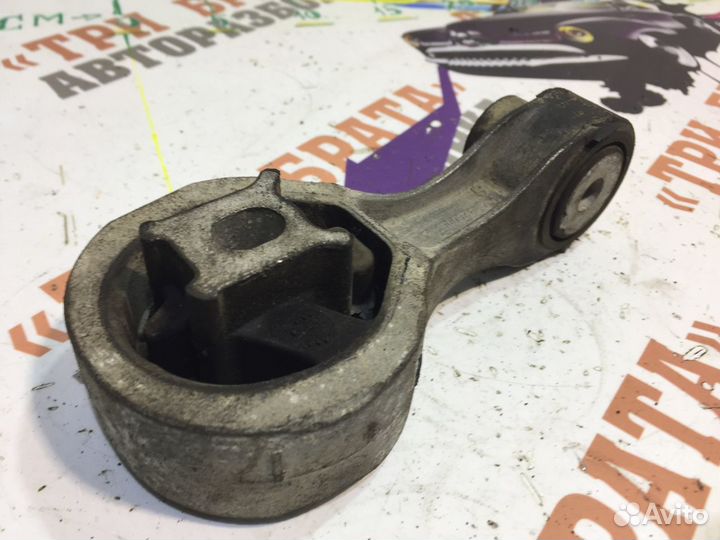 Рено Трафик Подушка двигателя нижняя (косточка)