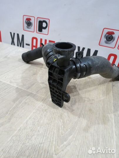 Горловина радиатора Hyundai Solaris