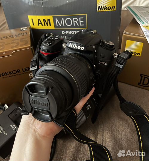Зеркальный фотоаппарат nikond7000