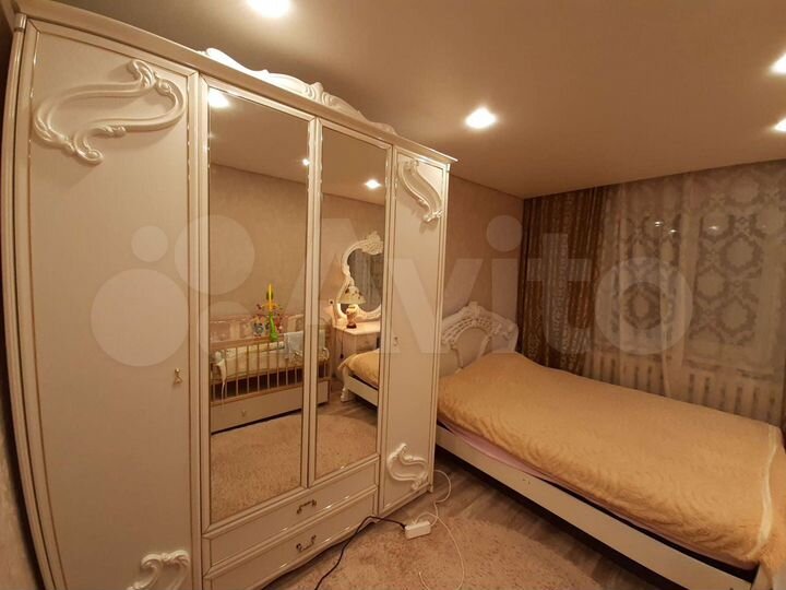 2-к. квартира, 57 м², 3/5 эт.