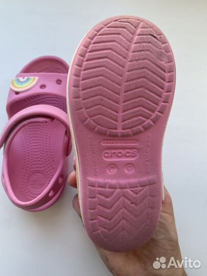 Сандалии для девочки crocs c9