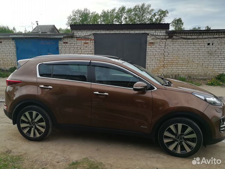 Дефлекторы окон Kia K5 с хромом