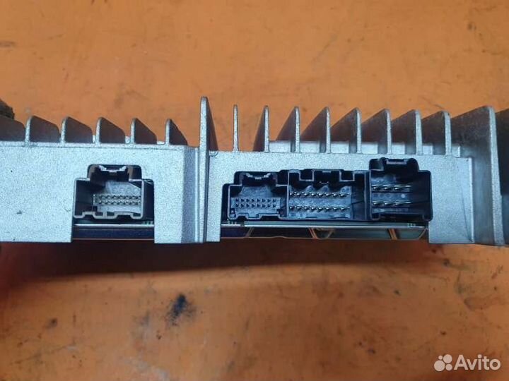 Усилитель звука Cadillac Escalade GMT900 6.2 2007