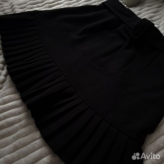 Юбка черная Stradivarius