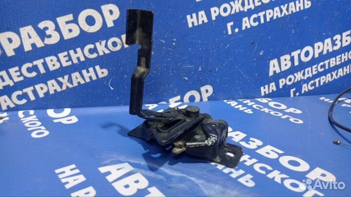 Замок капота Ford F350 пикап A325C 2005