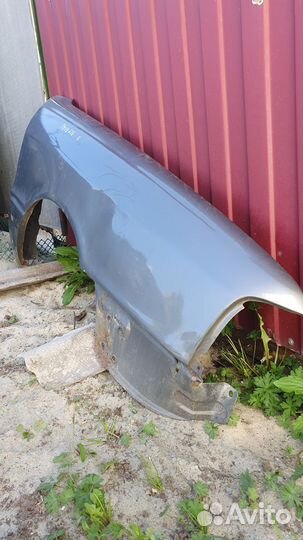 Крыло переднее правое ауди 80 90