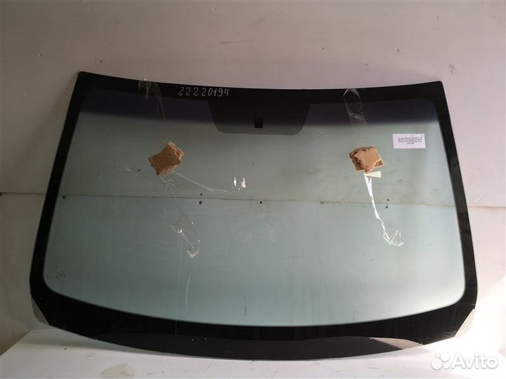 Стекло лобовое (ветровое) Renault Sandero