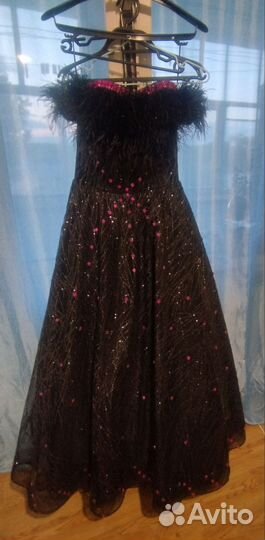 Вечернее платье 44.46 - М