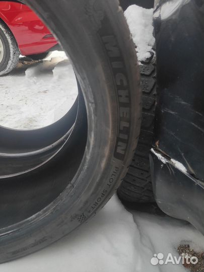 Michelin Pilot Sport 4 225/45 R17 94Y