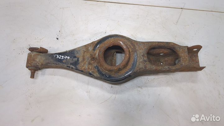 Рычаг подвески Mitsubishi Pajero / Montero, 2005