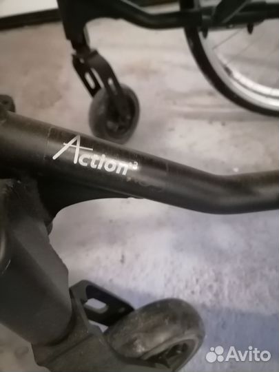 Инвалидная коляска