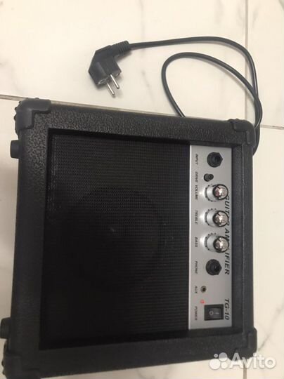 Электро гитара с комбиком