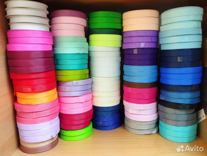 Ленты рулонами атласные и репсовые