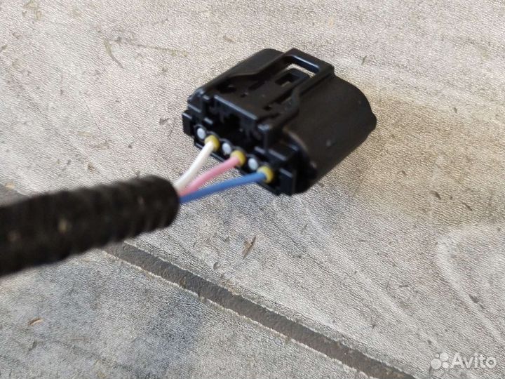 Фишка парктроника Камри 55 Оригинал 3 pin