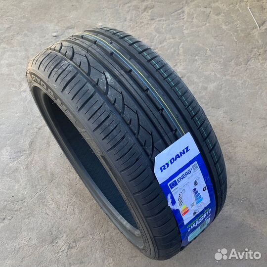 Rydanz Roadster R02 245/45 R19