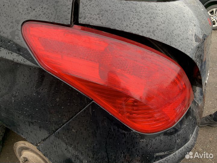Фонарь задний левый Peugeot 308 хэтчбек