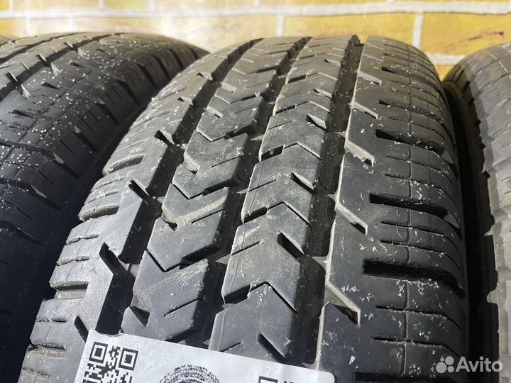 Michelin Agilis Plus 215/60 R17C 104H