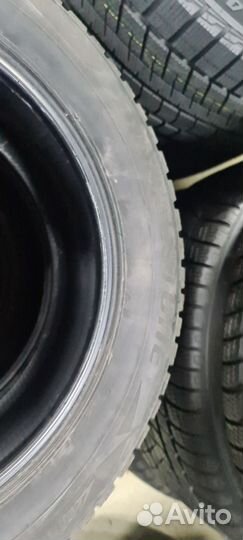 Bridgestone Blizzak Spike-02 225/55 R18