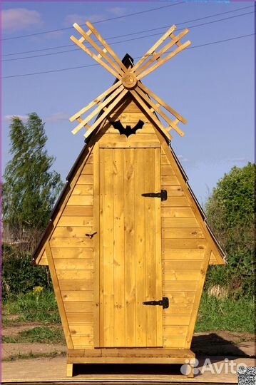 Дачный туалет деревянный SHP795