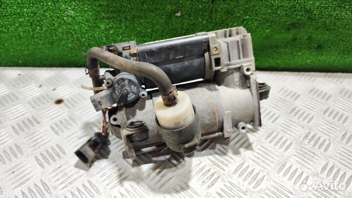 Компрессор пневмоподвески Mercedes E W211 2006