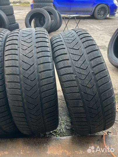 Pirelli Winter Sottozero 3 225/45 R19 96V