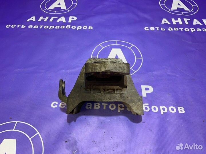 Подушка двигателя правая Opel Astra J A16XER 2012