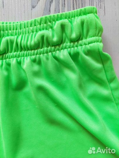 Новая Шорты для спорта 158/170 см Европа