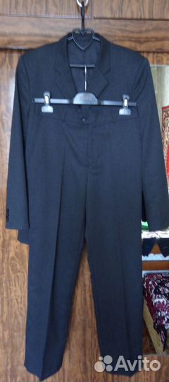 Костюм школьный