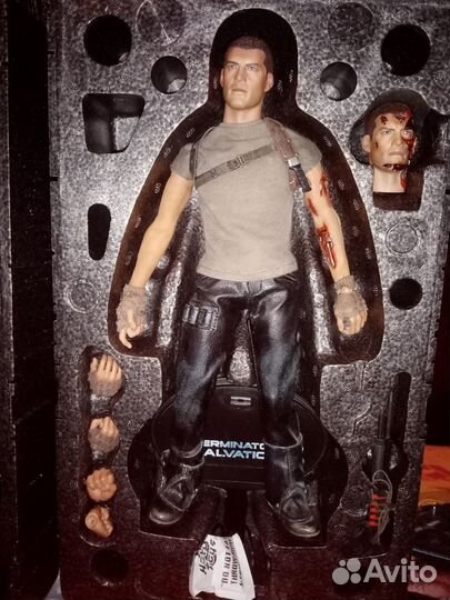 Фигурка Маркус от Hot toys