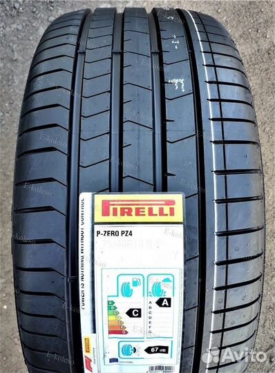 Pirelli P Zero Sports CAR 245/40 R20 99W