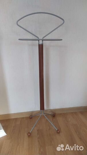Вешалка напольная
