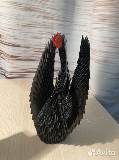 Лебедь оригами