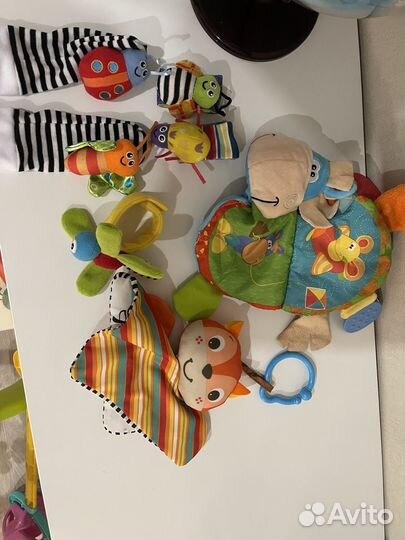 Развивающие игрушки для малышей