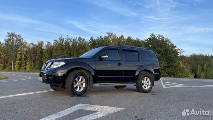 Nissan Pathfinder 2.5 AT, 2011, 206 000 км