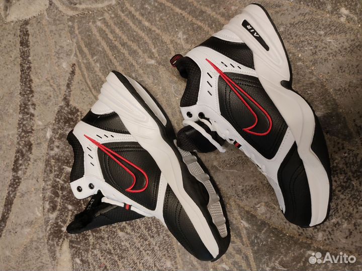 Кроссовки зимние