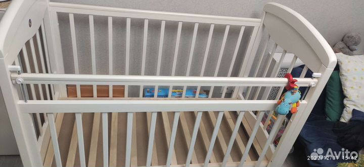 Детская кровать до трех лет