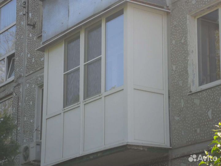 Ремонт и отделка балконов, остекление балконов