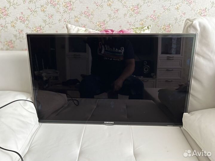 Телевизор Samsung UE32D6530WS